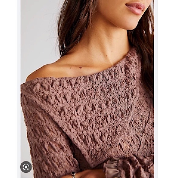 Free People Add To Cart Top in Neutral. Size Small. NWOT. - Picture 3 of 4